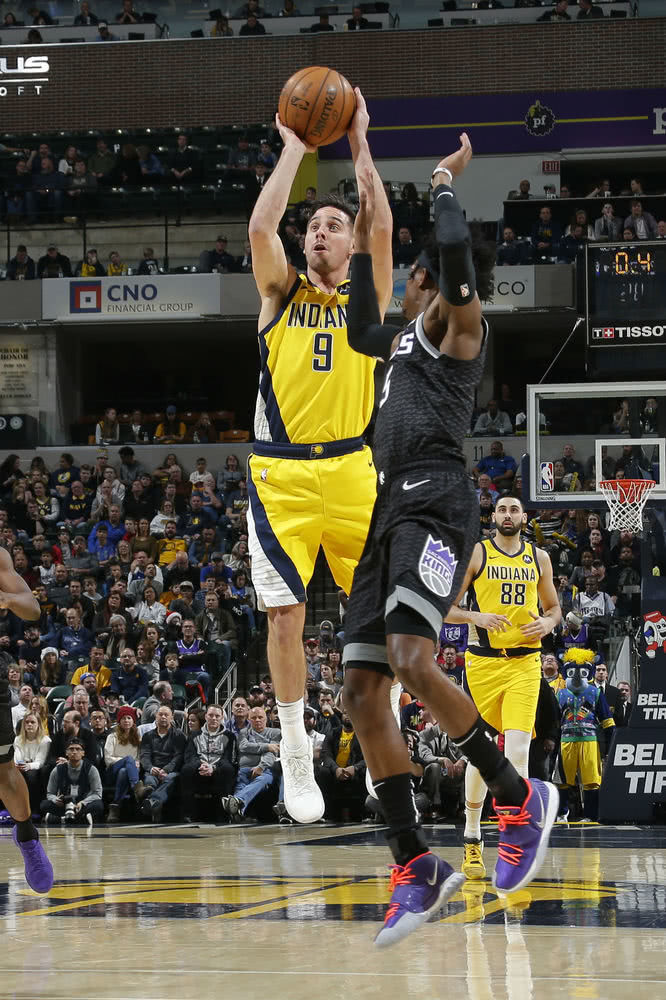 仅让球迷感 仅让球迷感